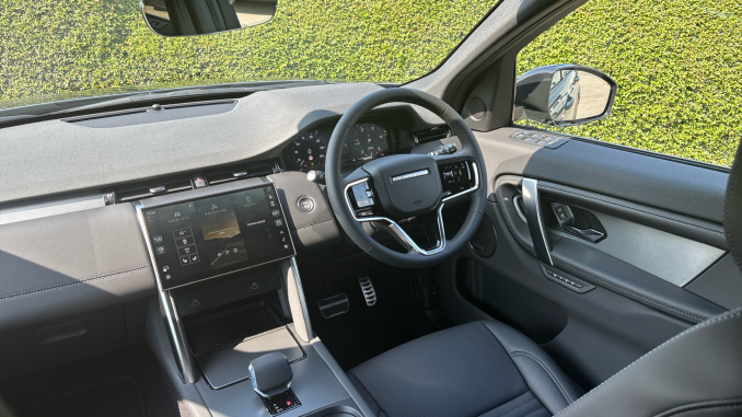 Land Rover Discovery Sport 2.0 D200 Landmark 5dr Auto [5 Seat] Diesel Station Wagon - Image 25